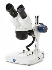 Stereoskopický mikroskop Euromex EduBlue se sloupkovým stojanem